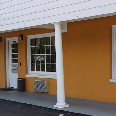 Carolina Lodge Walterboro Exterior photo